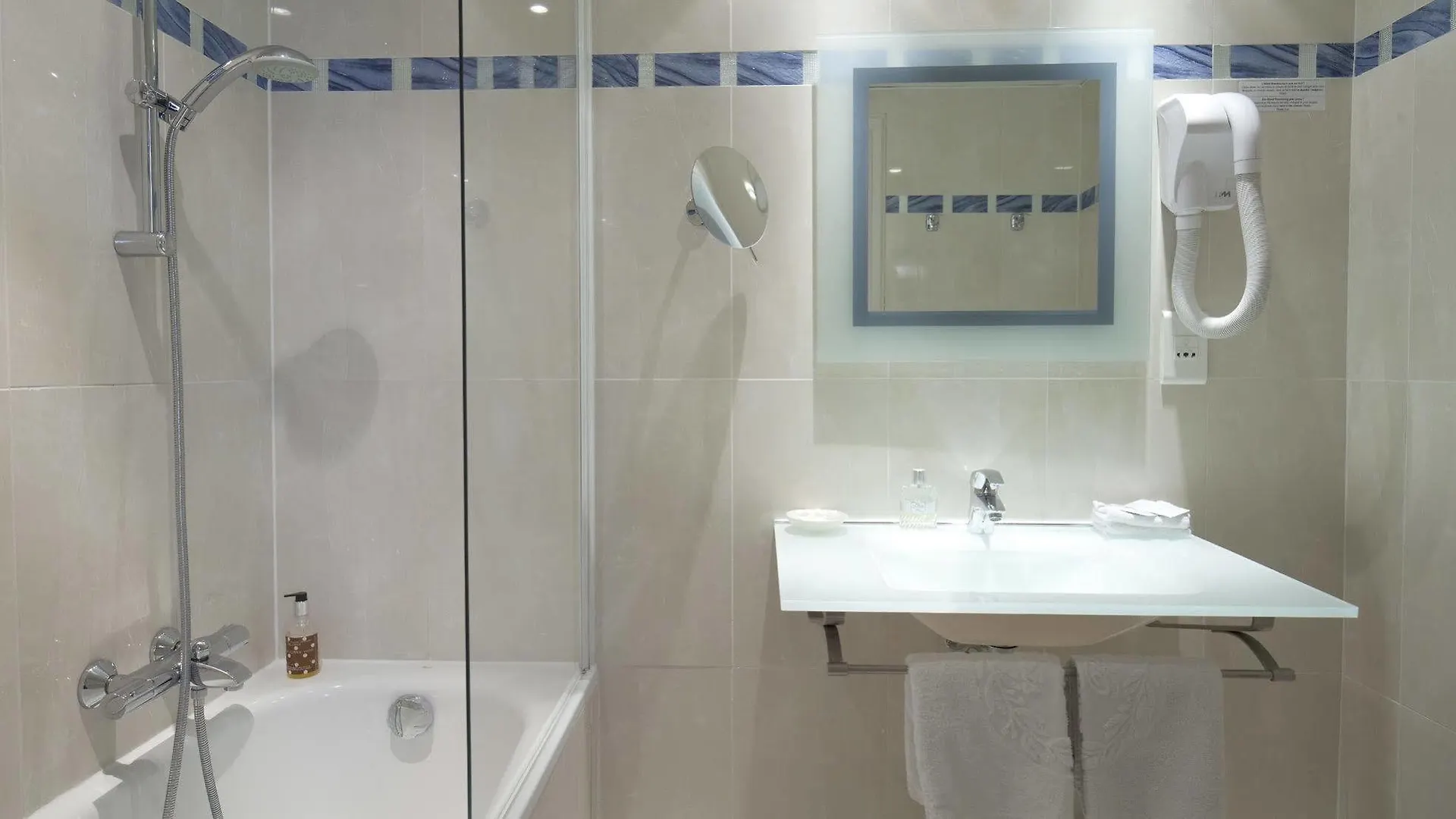 Beaubourg Hotel 3*