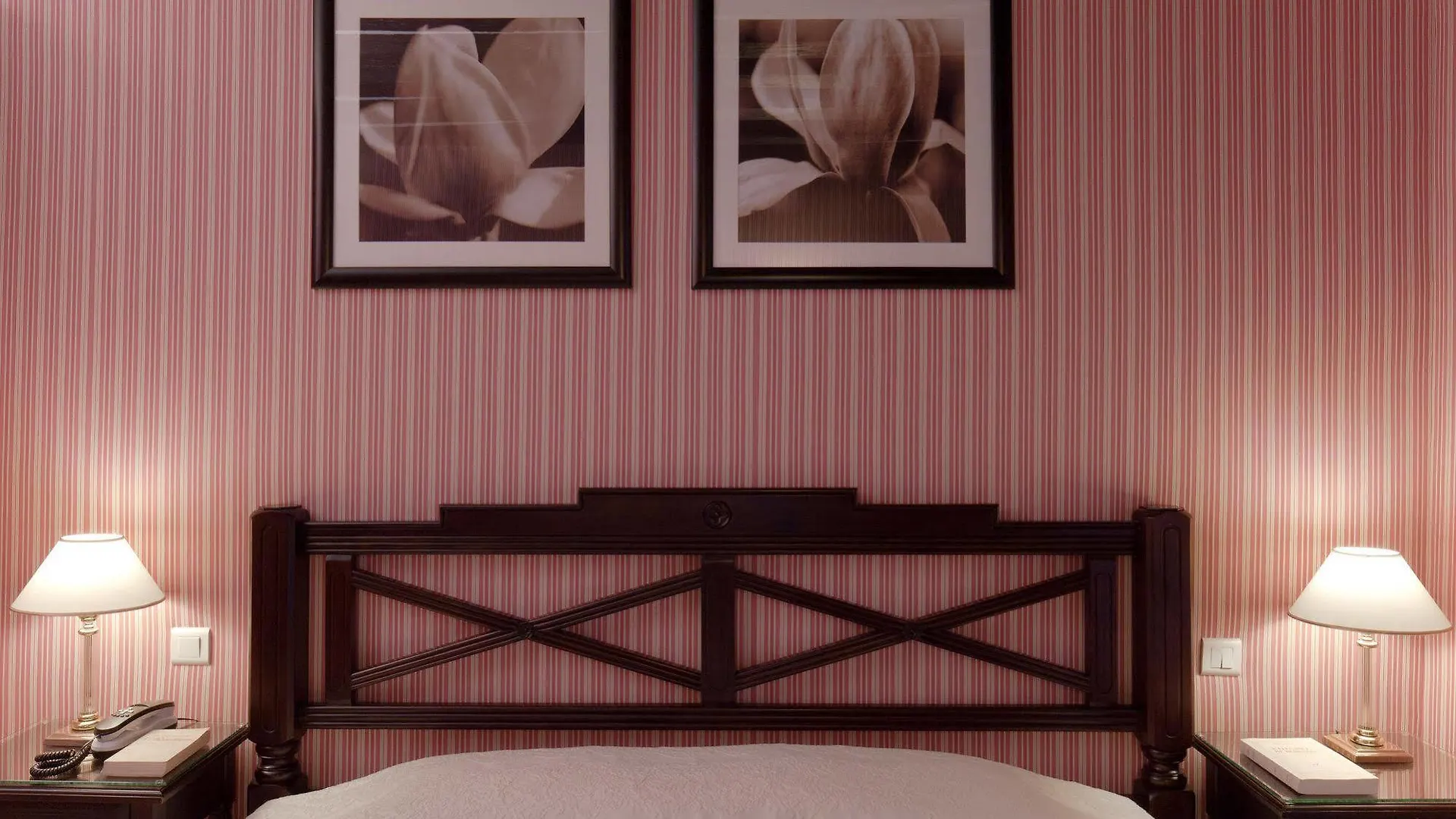 Hotel Beaubourg 3*