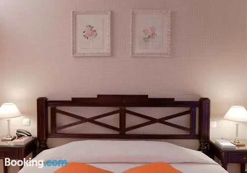 Hotel Beaubourg 3*