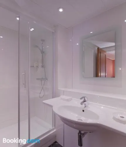 Hotel Beaubourg 3*